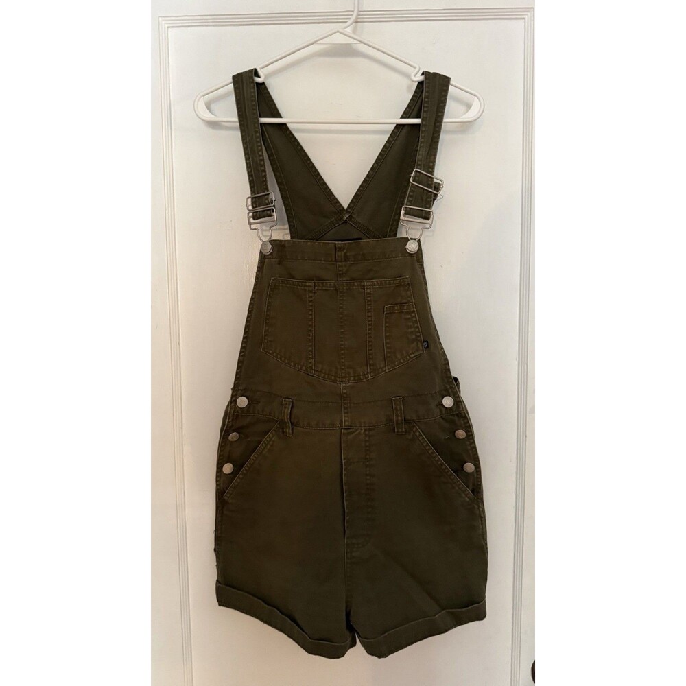 Woman’s Overall Shorts 100% cotton Size 7/9 utility green summer casual country